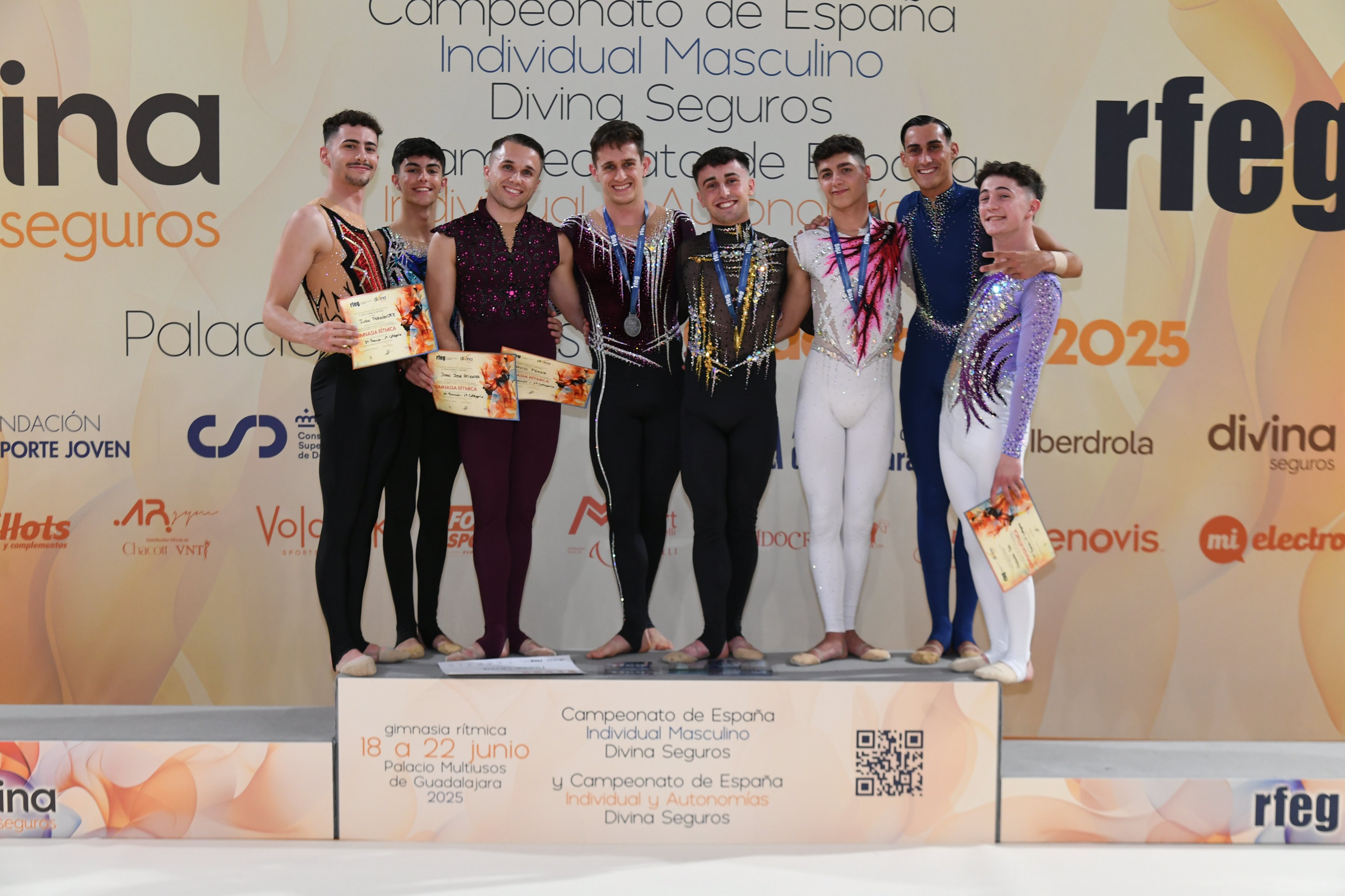 Ander Olcoz arrasa en Guadalajara y Sergio Os&eacute;s se cuelga el bronce